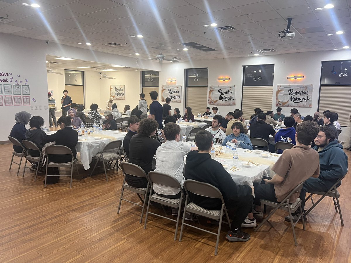 SemaFoundation's tweet photo. Sema Foundation hosted a heartwarming Youth Iftar during Ramadan, bringing together young souls to break their fast in unity and compassion. 🤝🌟
Let’s spread the joy! 🌟🌙 #ramadan #youthiftar #semafoundation https://t.co/yFSCrsl0nY