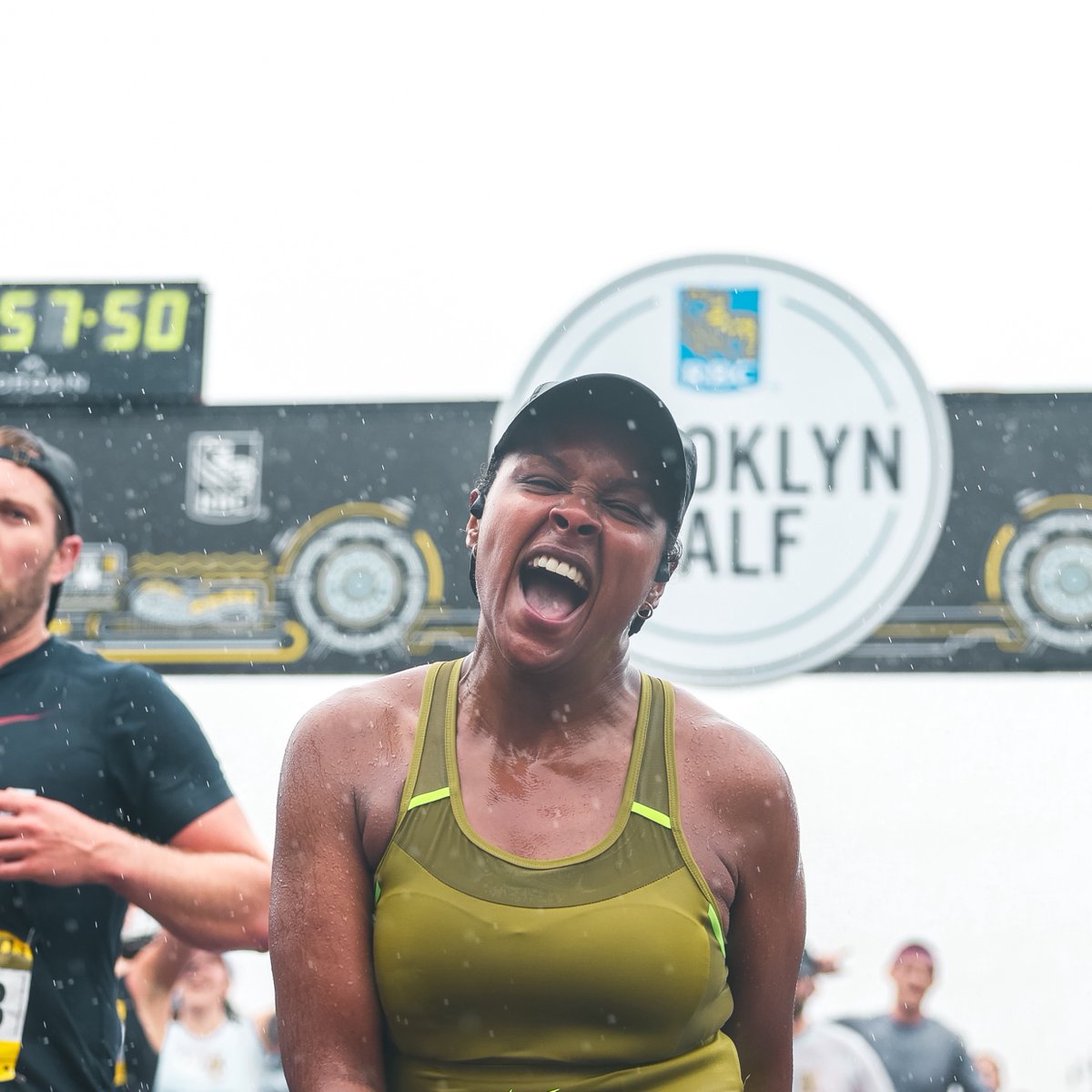 Smile if you’re ready to start training for the #RBCBrooklynHalf.🤩🎉 Put your best foot forward on May 18 with a personalized training plan, 1:1 coaching, a supportive community, and more with NYRR Coaching Lab by Runcoach. Join today💪: bit.ly/3VzmPe4