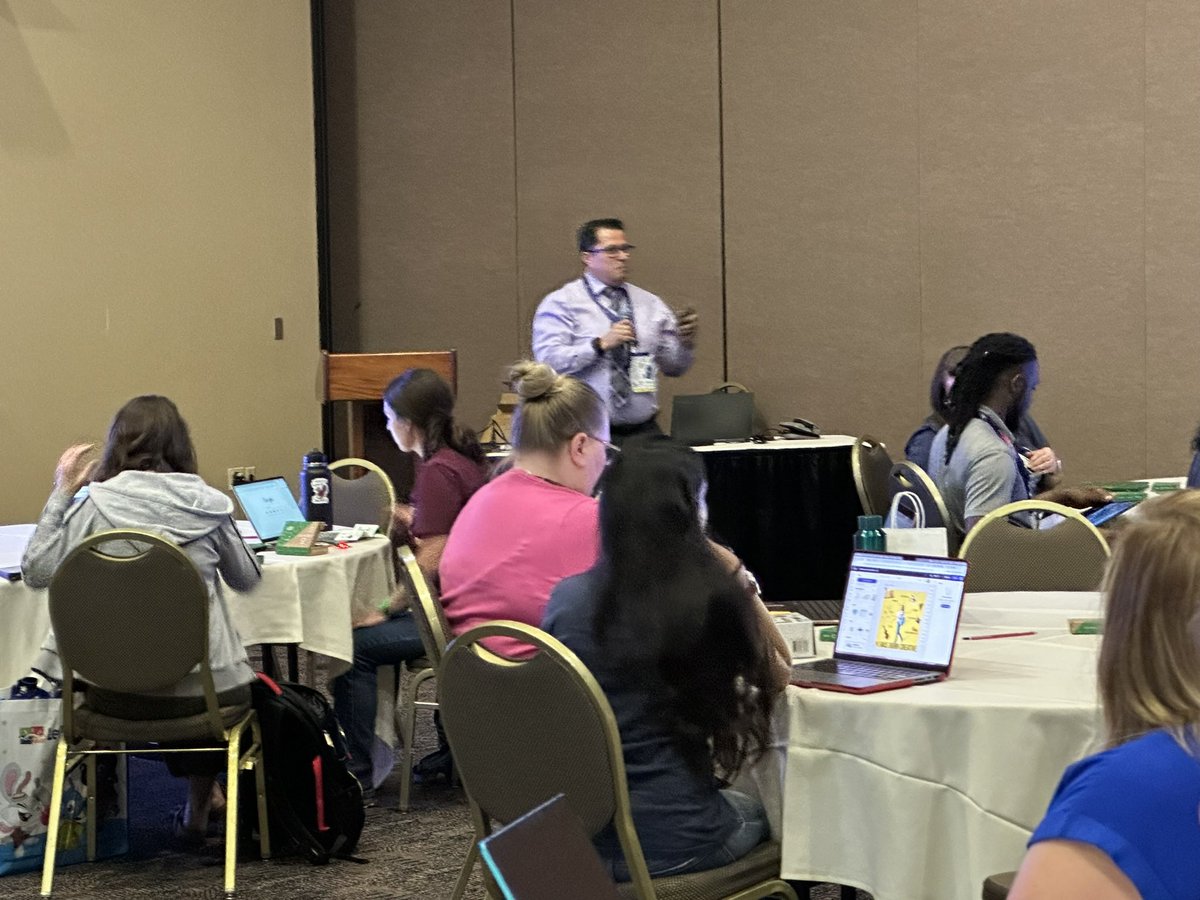 Great second day at #SpringCUE presenting using the #microbit to integrate science with computer science and data science. @microbit_edu #CSforCA #CSTAEquityFellow #CSTAEquityFellows #microbitchampions #SpringCUE24