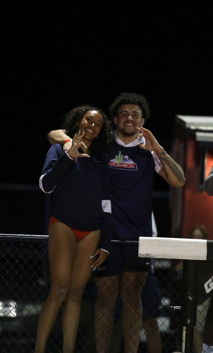 Thanks for coming out and supporting us today @ArizonaFBall! #BearDown | #BeLezoLike