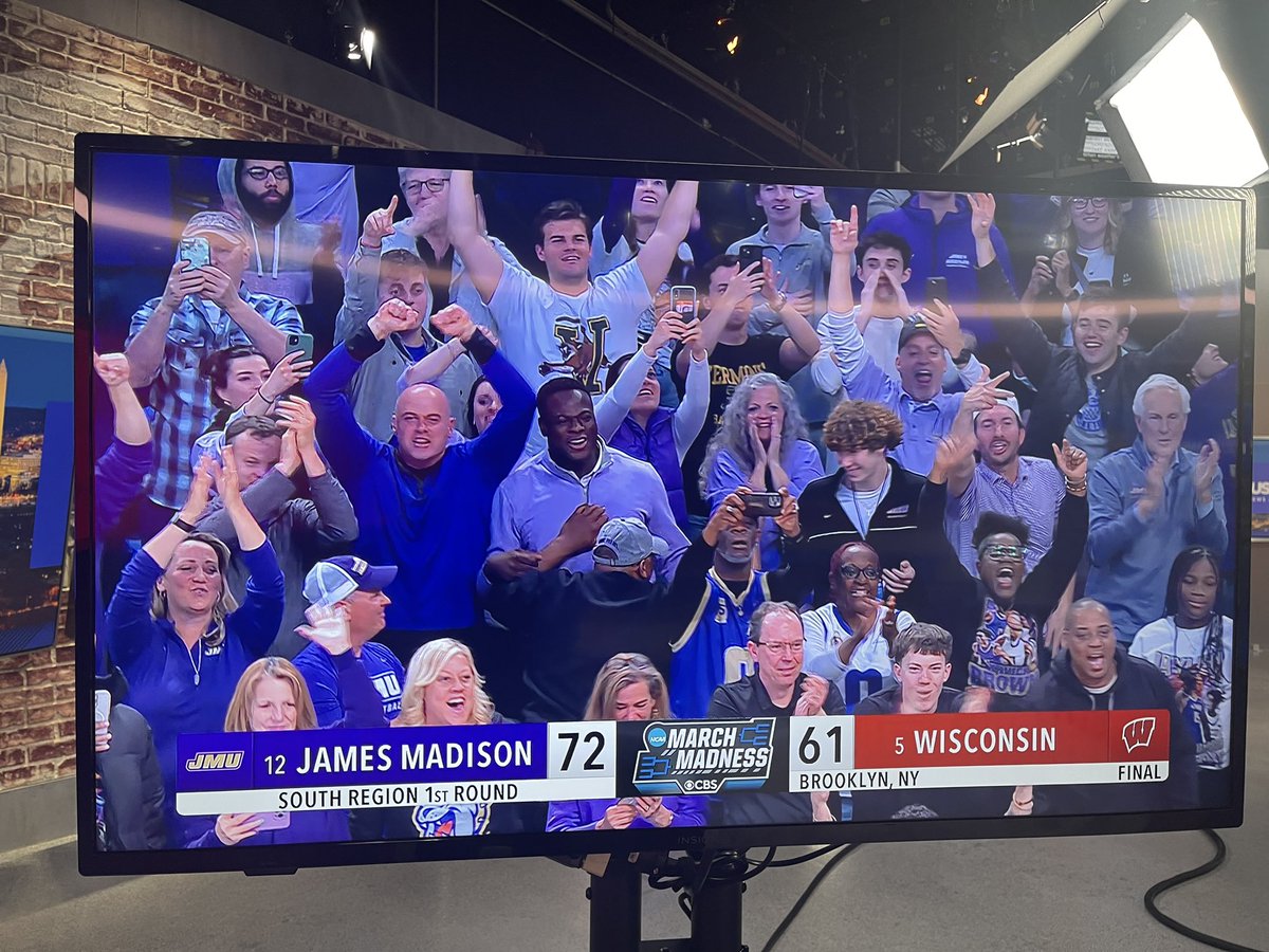 The @JMU Dukes are the darlings! 12 seed beats the 5 seed. Congrats on a great win! @wusa9 #MarchMadness