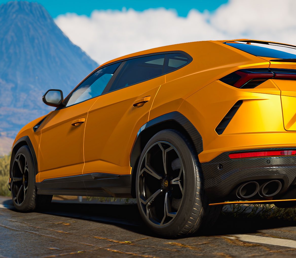 Jucko7230's tweet photo. #Lamborghiniurus #lamborghini https://t.co/gcmWWn3NVf