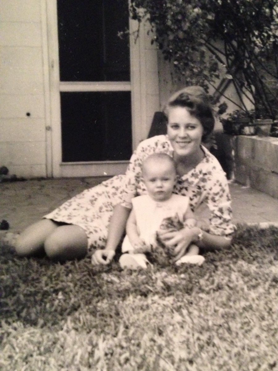 Teresa Walker 👑 tweet media