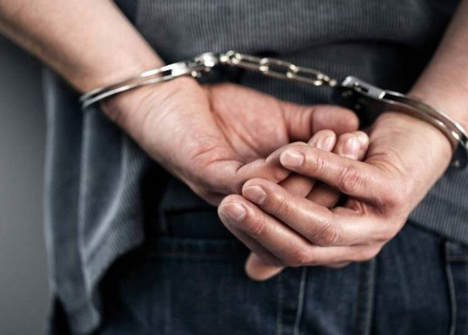 #Nacionales | Giran nueva orden de captura contra sujeto que se hizo pasar por empleado del MAG. 
#DLP #ElSalvador #OrdenDeCaptura 
⬇️ 
lc.cx/w9vuus