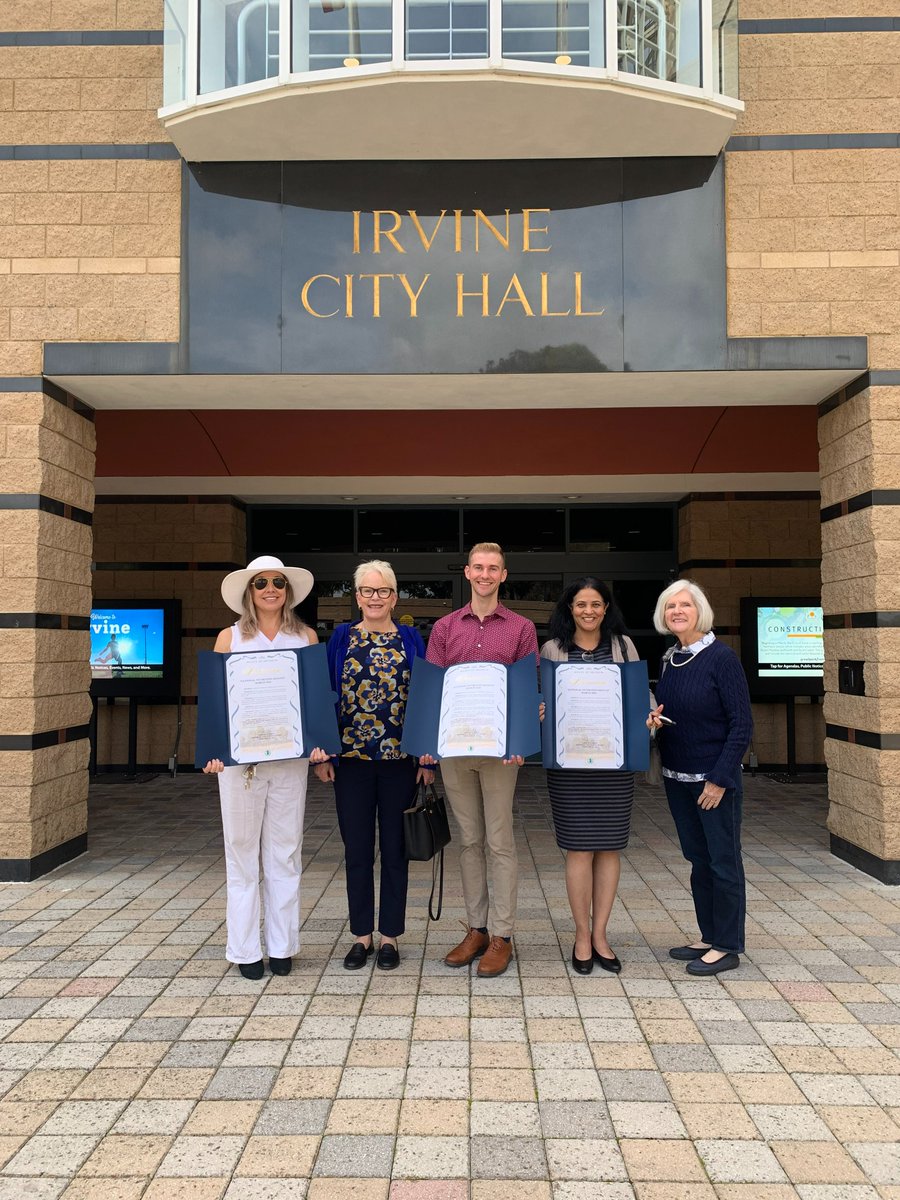 In collaboration with @City_of_Irvine & @eatright, Irvine proclaims March 2024 as #NationalNutritionMonth. Led by @TheGuyititian, the proclamation “encourages all citizens to join the campaign to achieve optimum health benefits from the transformative power of food & nutrition.”