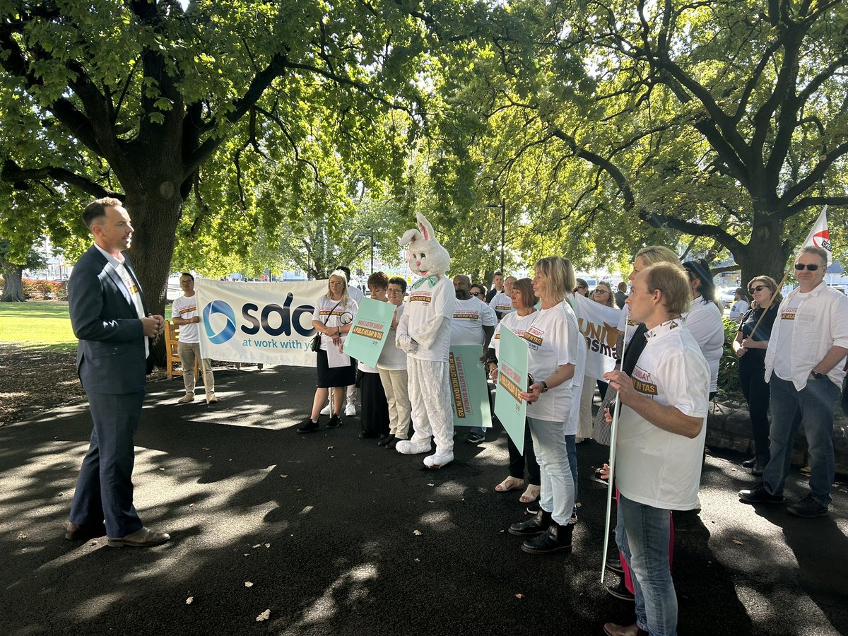 Well Tassie, we’re off to the polls today. I’ve been proud to work with @TasUnions & with parties and candidates on policies that are proudly pro-worker, like lifting wages & implementing industrial manslaughter. We’ve got an opportunity to change the government today #politas