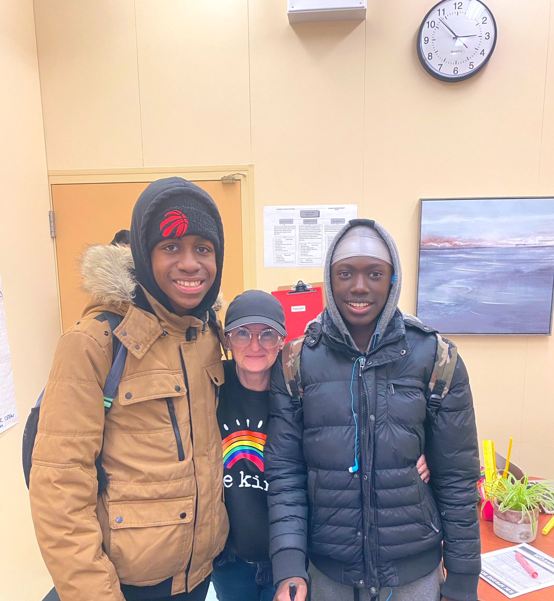 The best part of my day was having two former students drop in for a wee visit. My boys are no longer boys… they have GROWN into such wonderful young men 💫 Looking forward to our next visit. I’m so proud of you. @tdsb_helen @schan_tdsb @tdsb @TDSB_Firgrove