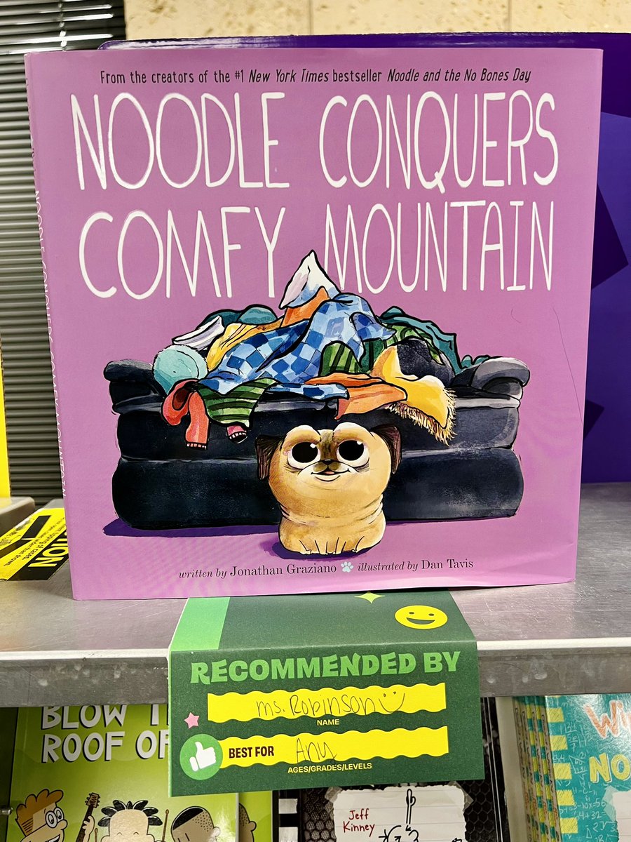 We love the book fair!! 💛📚✨ <a href="/McNeilElem/">McNeil Elementary</a> <a href="/McNeilLibrary/">McNeil Library</a> #WeAreMcKinney