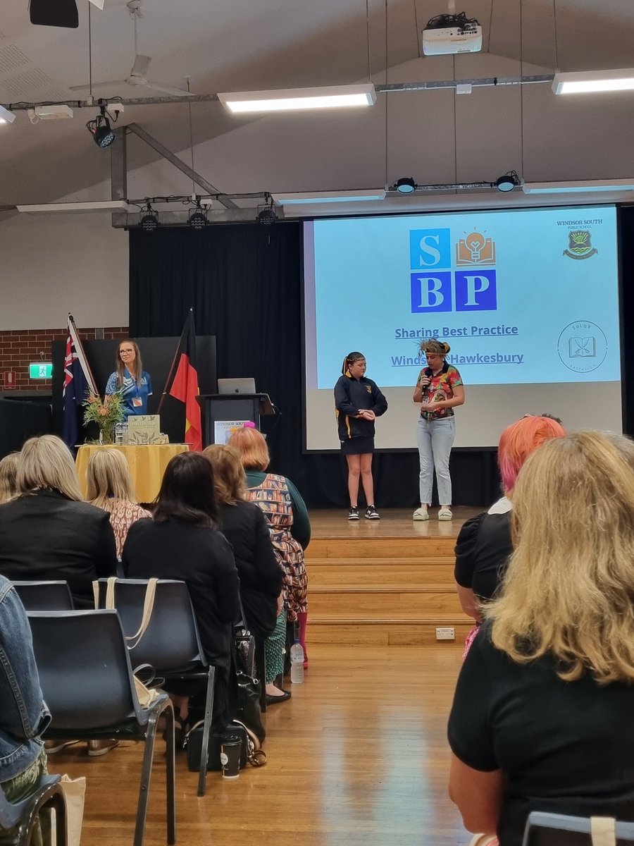 Carly Harding tweet media