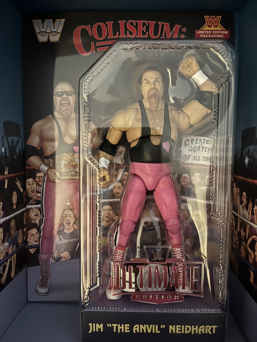rebel_blockade's tweet image. Lucky mail day getting the black card Hart Foundation Coliseum Collection set.  #wwe #coliseumcollection #HartFoundation