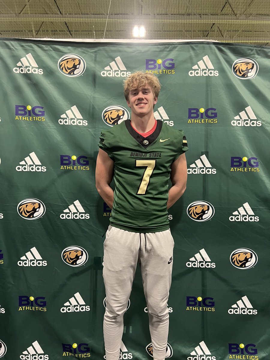 Great junior day visit at <a href="/BSUBeaversFB/">Bemidji State Football</a>. Thank you for having me! <a href="/KH_Pike/">Karson Pike</a> <a href="/CoachBolte/">Brent Bolte</a>