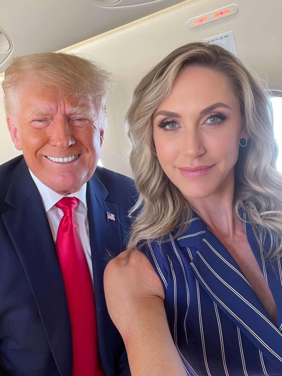 Official portrait of president Trump and the new RNC Chairwoman Lara Trump (daughter-in-Law)

+++

>> So “Get Readie to Vote Eddie” in the June 11 Republican primary election for U. S. Senator ET Hamilton

@VegasHAMILTON #NVSEN #RJNow @NVGOP @SteveSebelius  @jess_hillyeah @KTNV