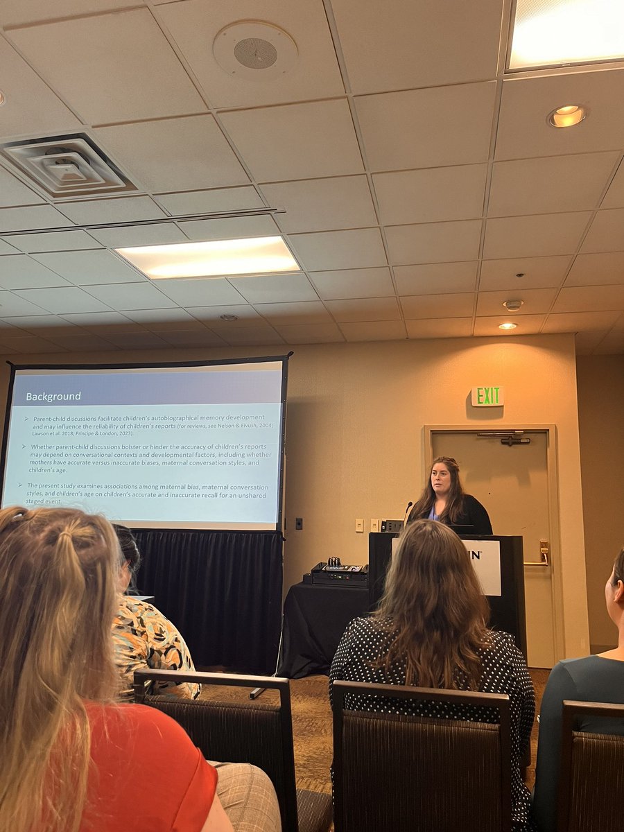 LMalloy's tweet image. My former grad students killing it today in their talks!❤️ #APLS2024