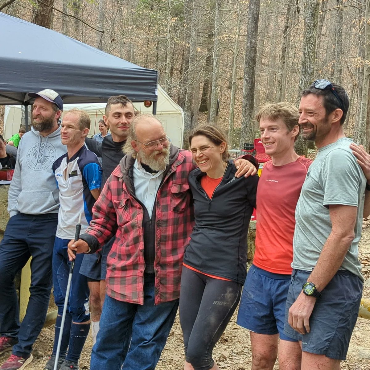 Gary Robbins tweet media