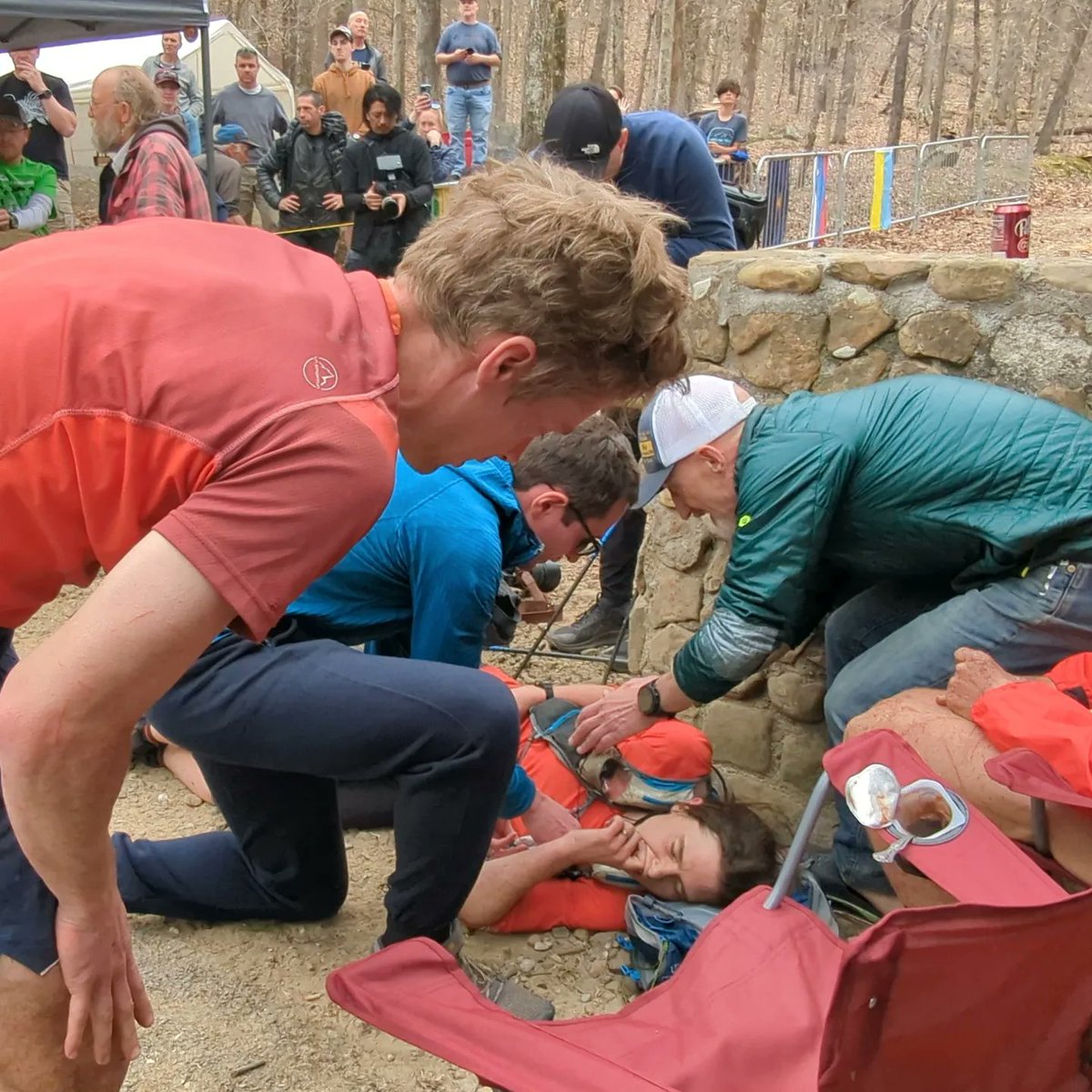 She did it!!! Jasmin Paris, never in doubt! I cannot believe how fortunate I feel to have witnessed one of the greatest days in ultra running history firsthand today. Congrats to the guys too I guess, Ihor Verys, John Kelly, Jared Campbell, and Greig Hamilton. 😆 #bm100