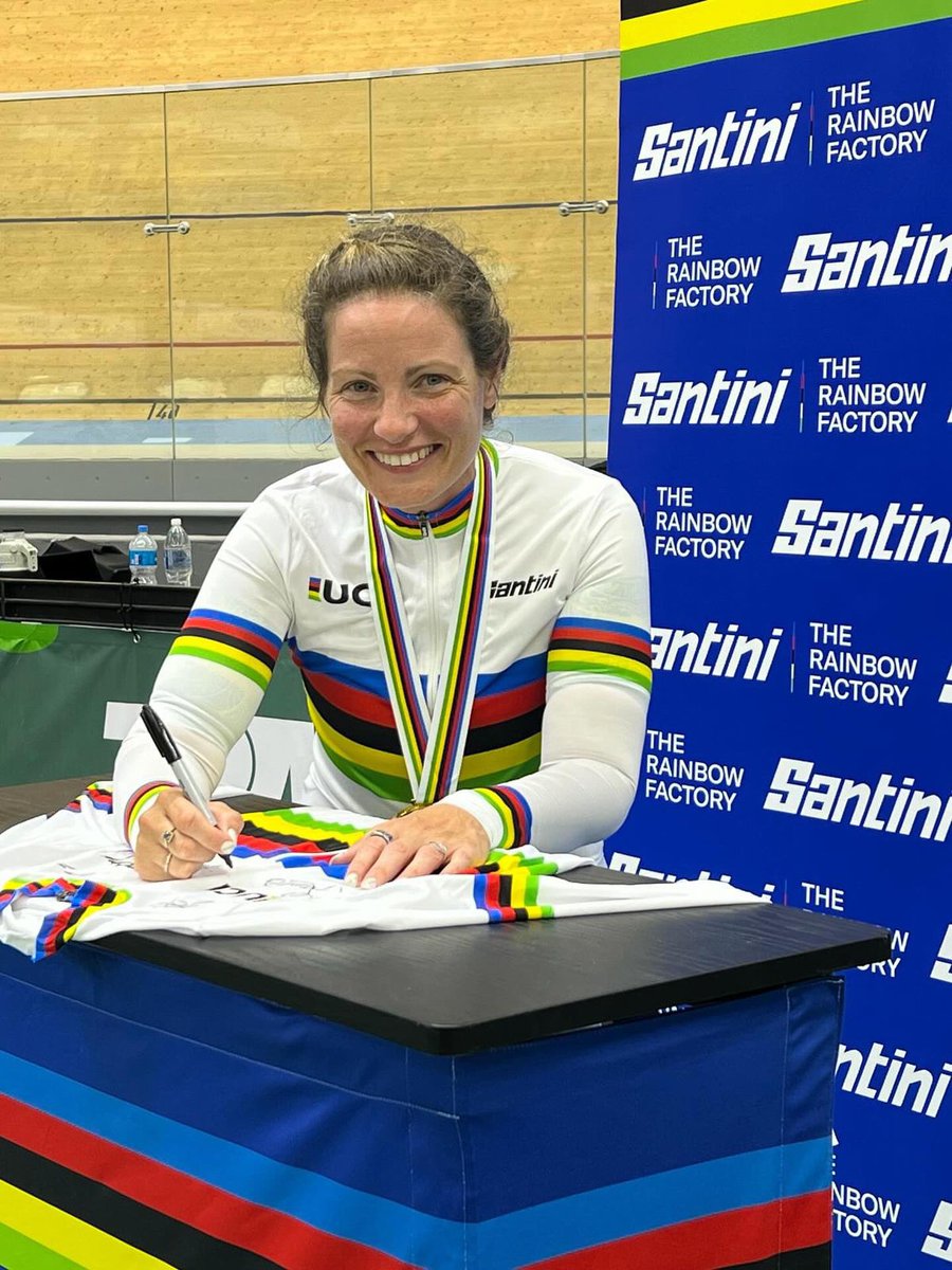 🌈 @emily_petricola 🌈 Make that five consecutive @UCI_paracycling Women C4 Individual Pursuit world championships for our superstar Em 🌟💛 #Rio2024 @AusCycling