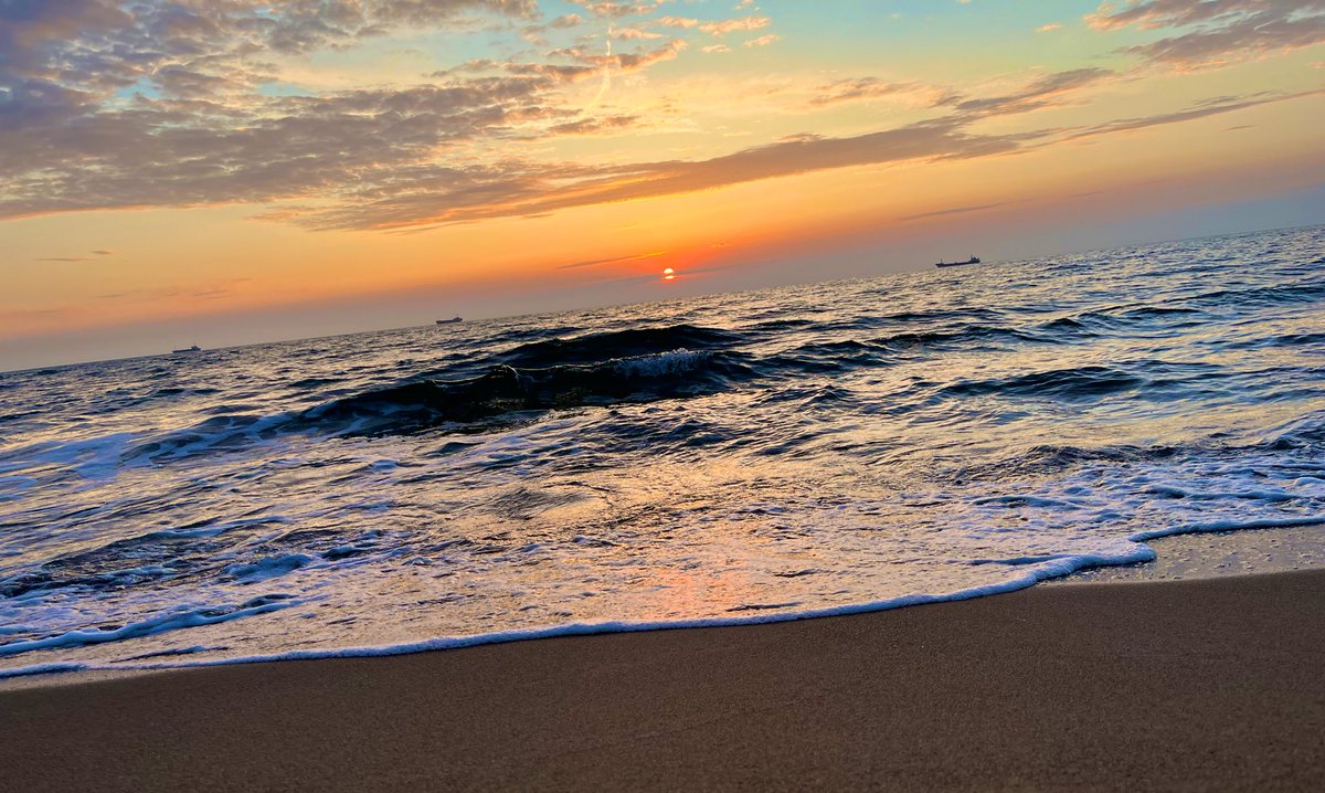Umut Ekmekten Bile Yorulduysan, Anlamını Kaybetmişsin Demektir..