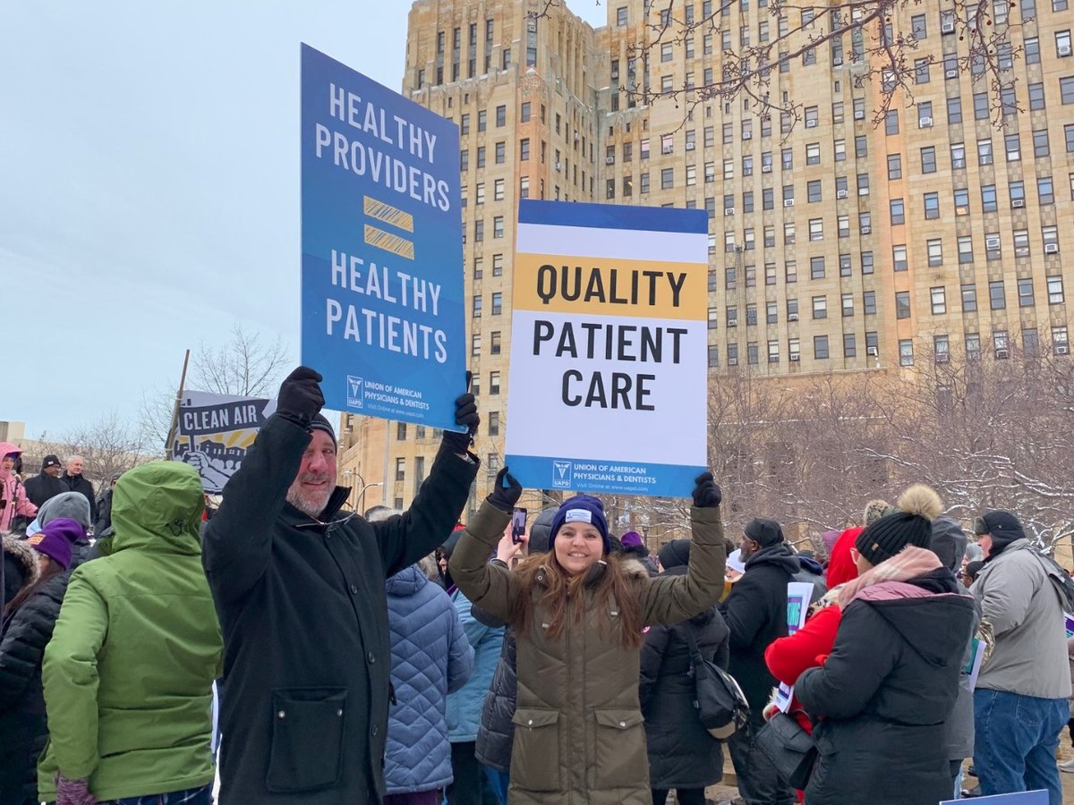 Marching for healthcare justice looks something like this ✊ #solidarity #solidarityforever #1u #rally #healthcare #healthcarejustice