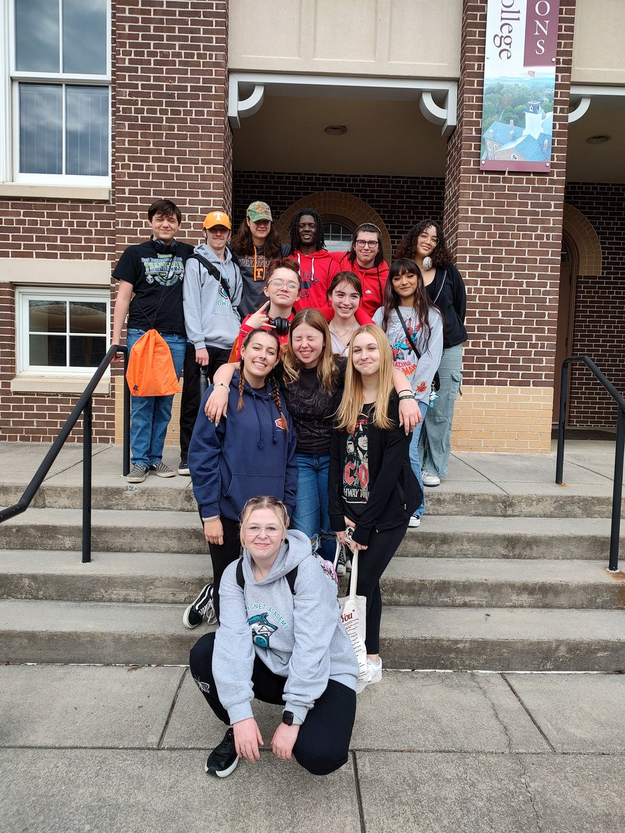 Great tour of Maryville College with the sophomore class today. Go Scots!!!
