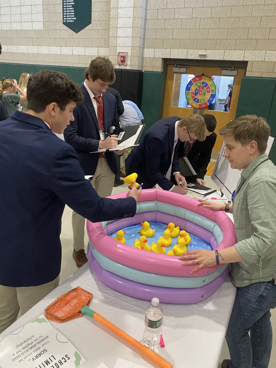 Amy Cetner tweet media