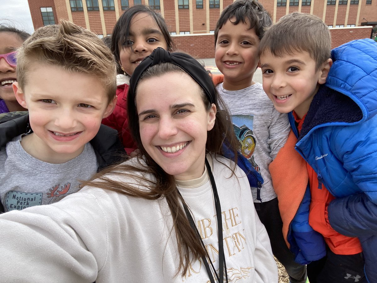 Kindergarten Wonderland tweet media