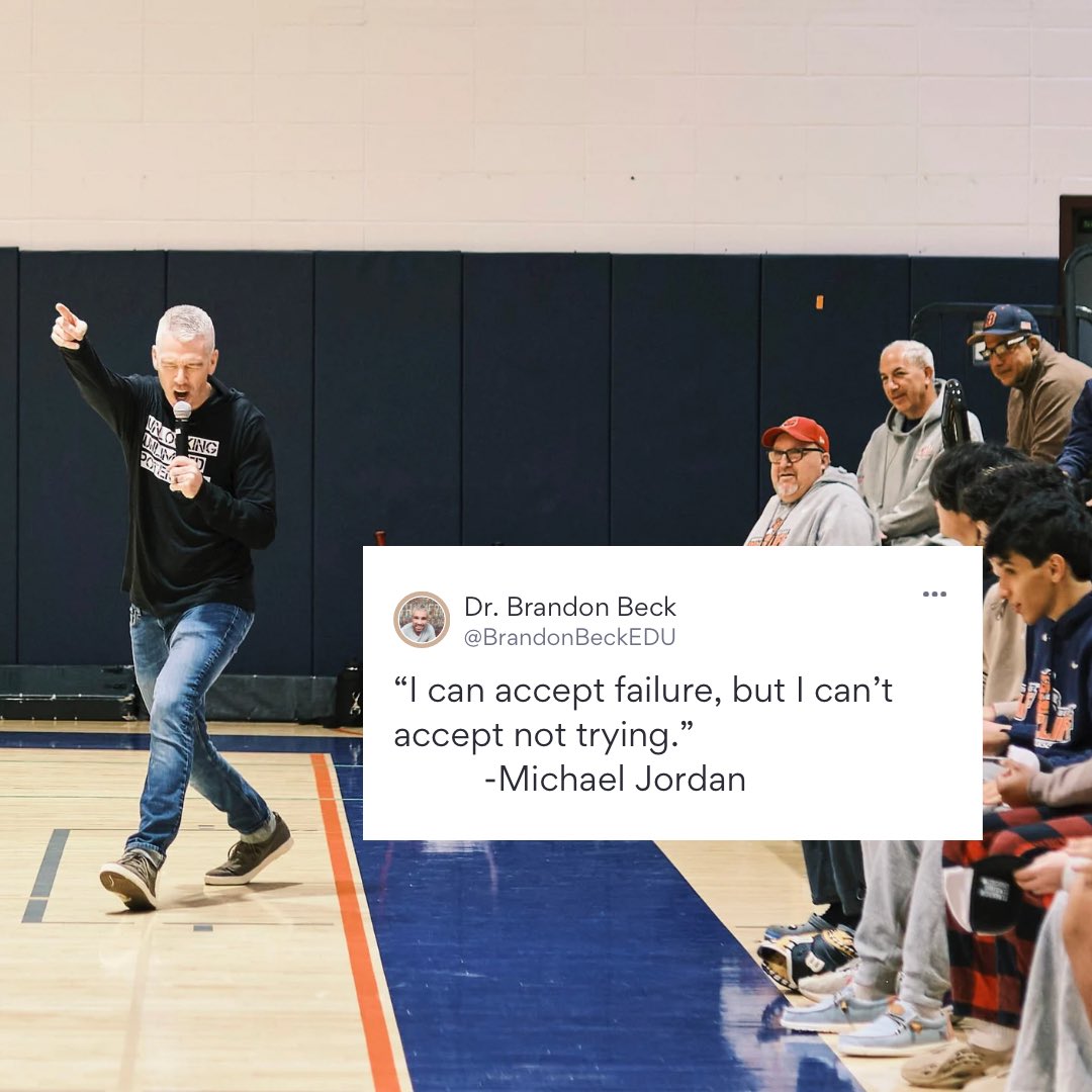 BrandonBeckEDU's tweet photo. When you look back on the week…I can guarantee there were some moments where you had to struggle. You kept fighting. And…you made it to the weekend. Keep going! 
🙌
#UUPotential 
.
.
#FridayMotivation 
#FridayFeeling https://t.co/KV2M0XXaNx