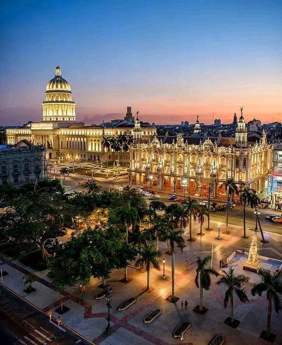 Buenas noches camaradas, esta vez desde la capital de todos cubanos. #XUnMañana de más combates y victorias. #DeZurdaTeam♥️🇨🇺