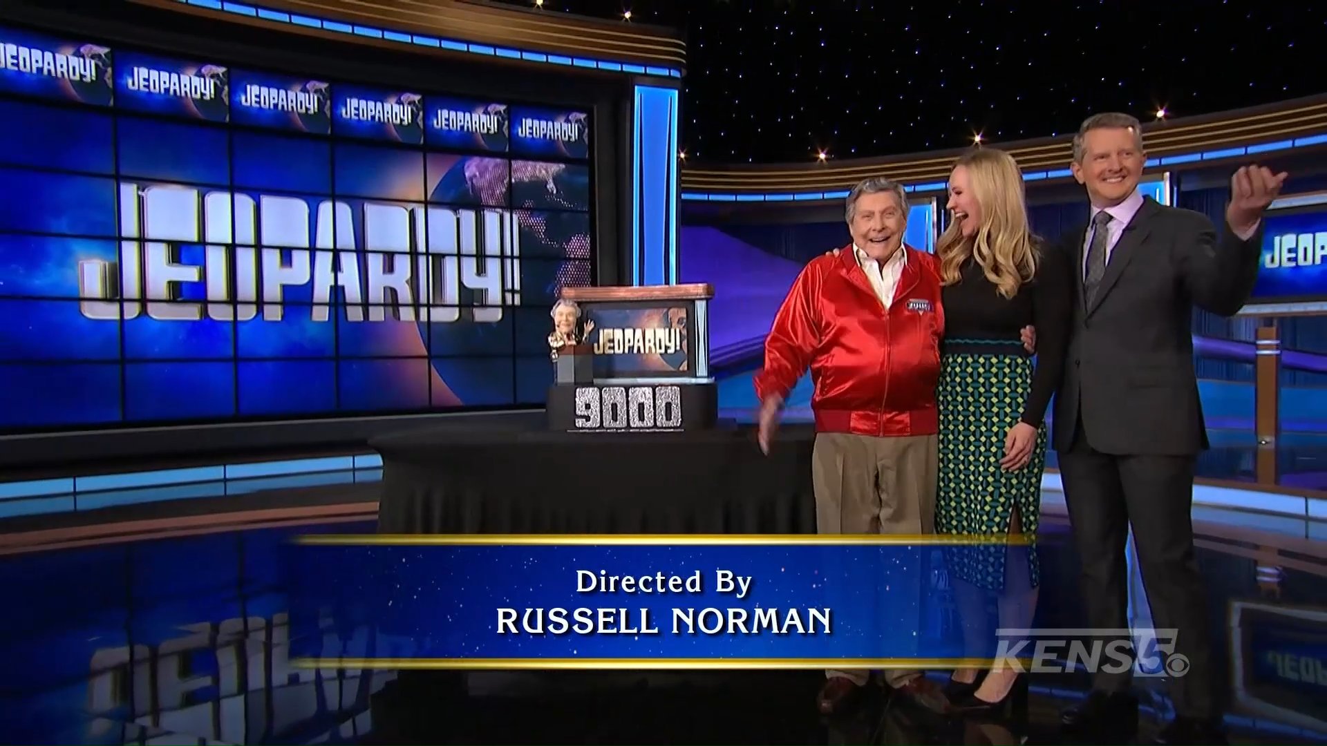 Lilly on X: "Some nice clear audience shots during the post-game tribute to Johnny Gilbert tonight (his 9000th episode!) #Jeopardy https://t.co/sXKJVBzkOE" / X