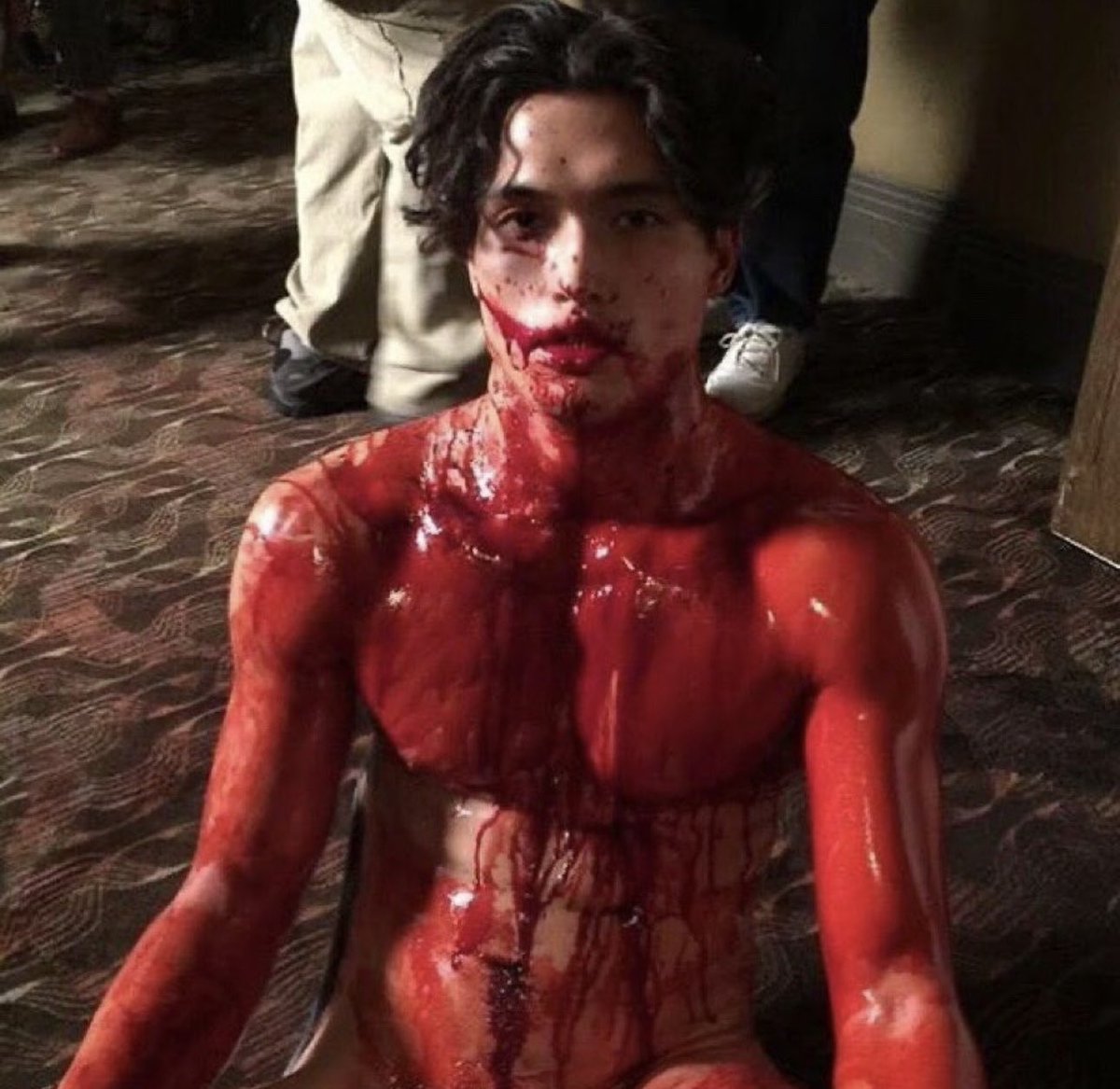 gxbrielofarrell's tweet photo. Charles melton for AHS HOTEL 2015 https://t.co/xKqfBuCD6s