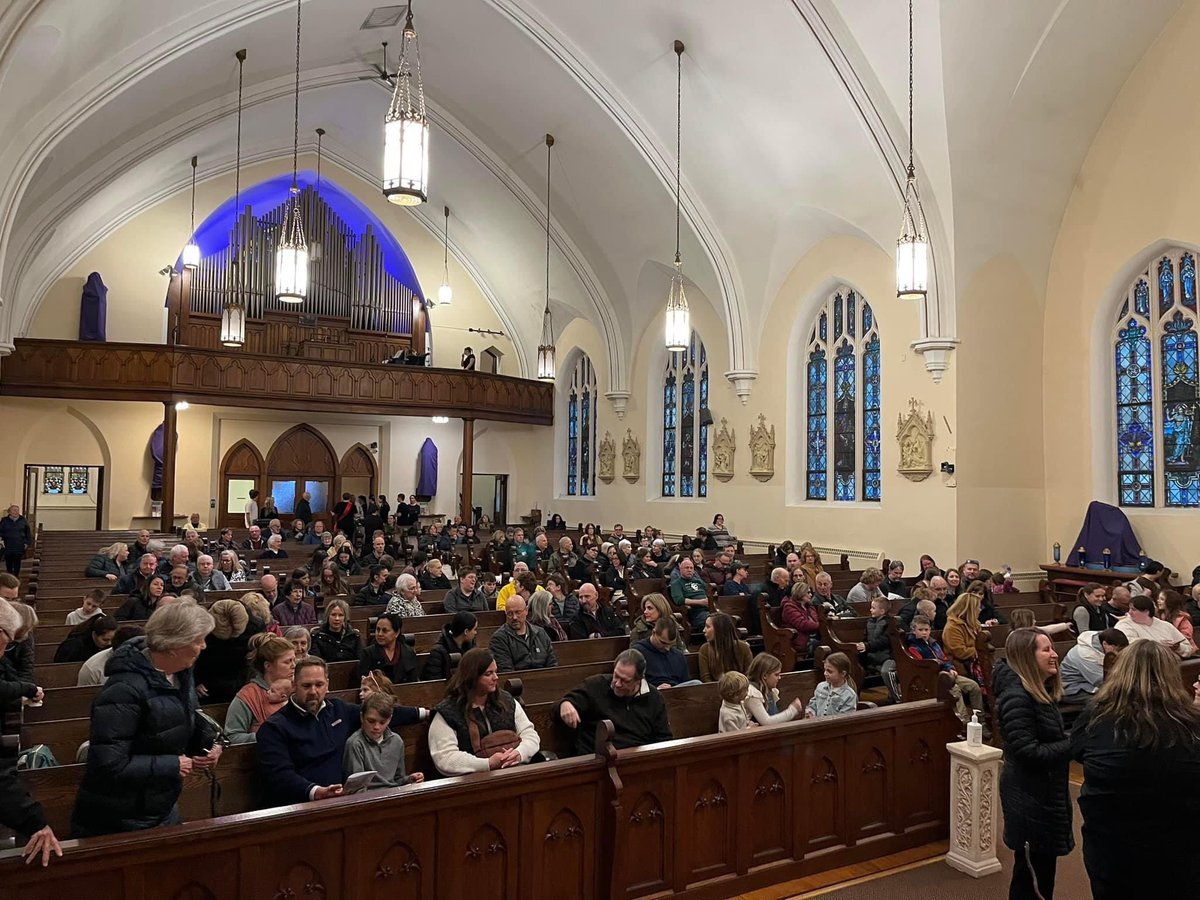 Mrs. Rennette (@mrs_rennette) on Twitter photo Loved spending my Friday evening at Living Stations of the Cross! Just EC being EC 💚 #LoyaltyThatNeverDies <a href="/ECHSPanthers/">Elyria Catholic High School</a> Loved spending my Friday evening at Living Stations of the Cross! Just EC being EC 💚 #LoyaltyThatNeverDies <a href="/ECHSPanthers/">Elyria Catholic High School</a>
