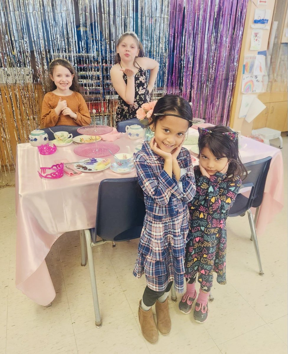 Thank you for all your generous donations at the Junior bake sale! Congrats to our lucky raffle winners who got to enjoy high tea from @KazSousa!