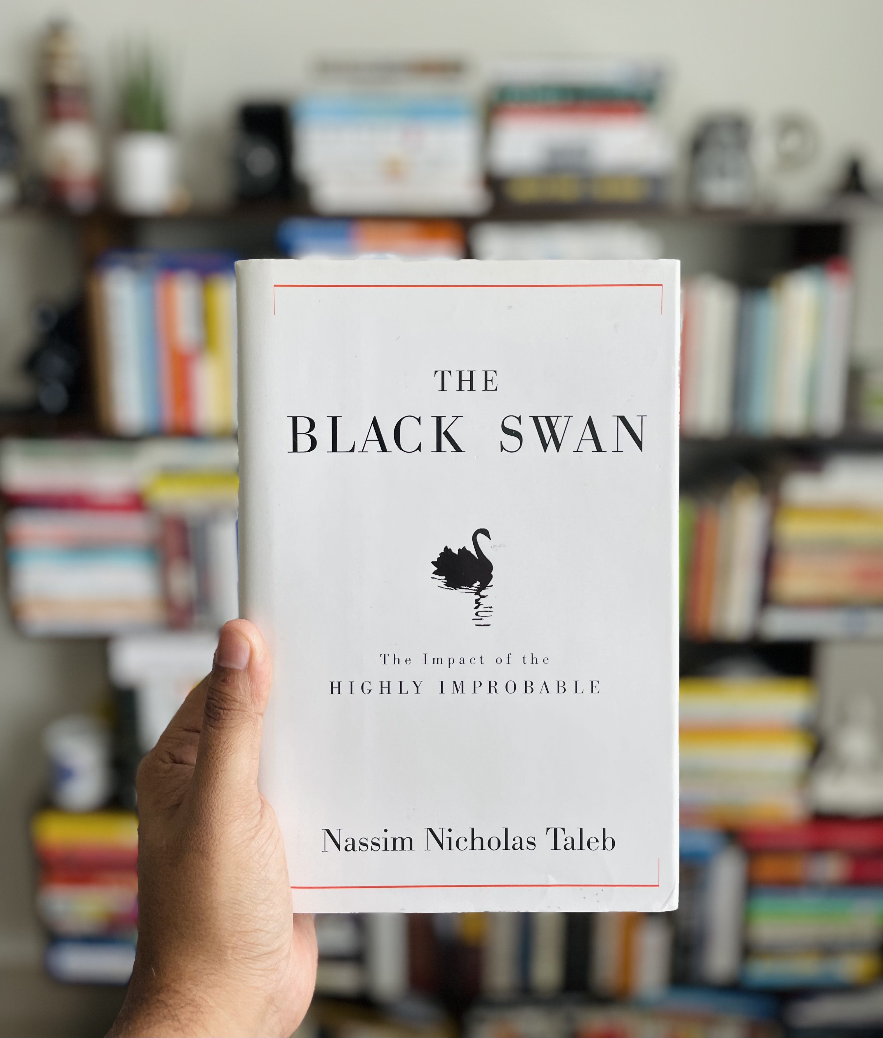 The Black Swan: Second Edition by Nassim Nicholas Taleb: 9780812973815 |  : Books