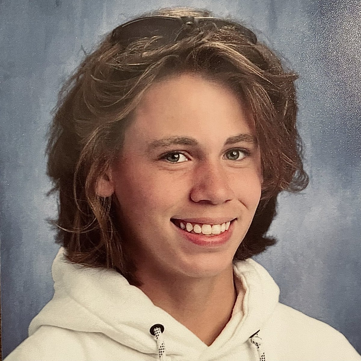 _cubeart's tweet image. MOBBED - Cubeart