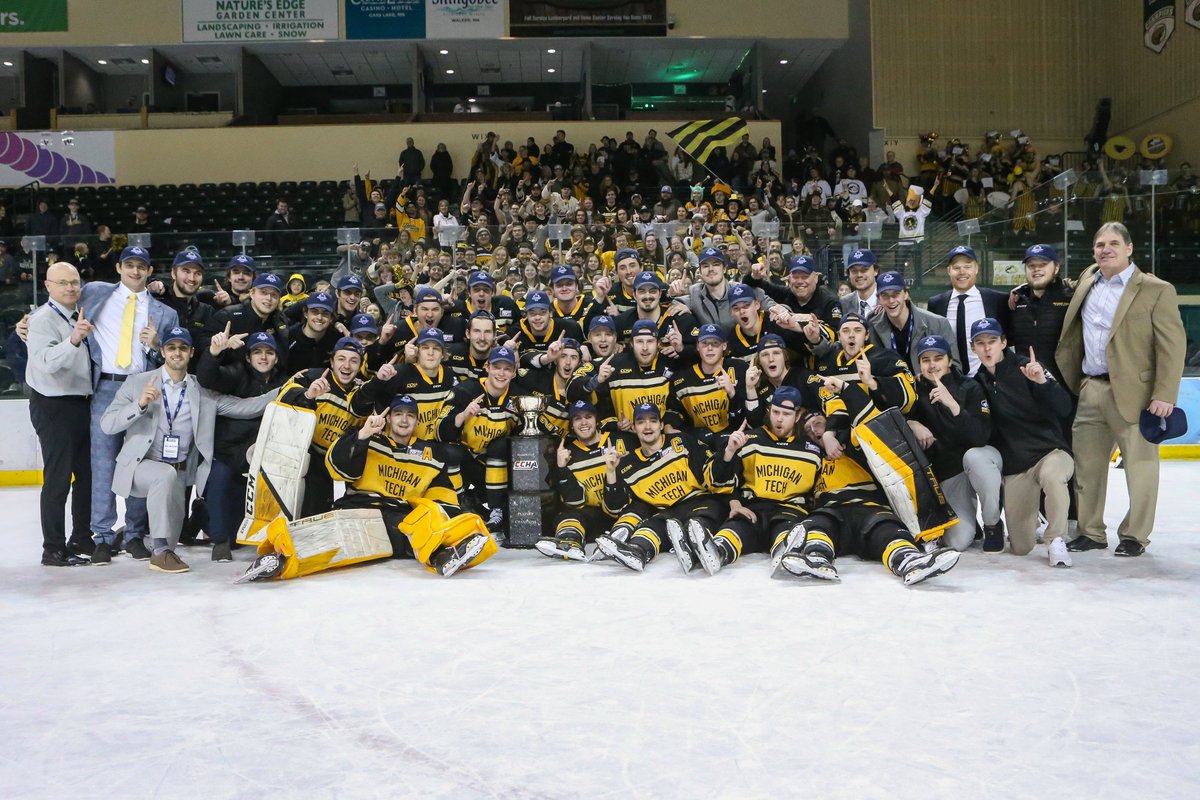 2024 CCHA Mason Cup Champions! #mtuhky #FollowTheHuskies