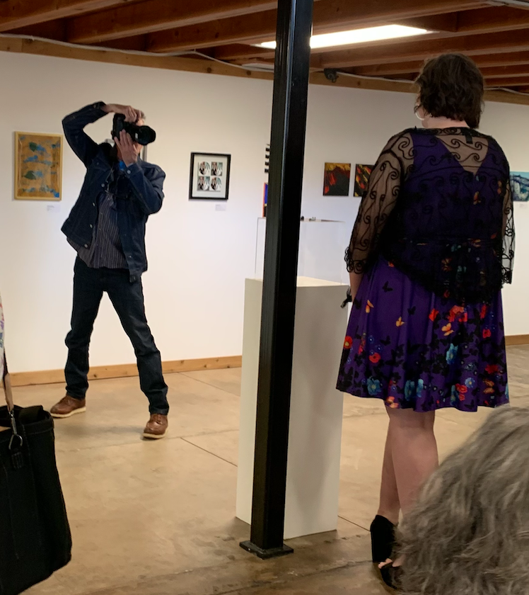 AJPublished's tweet photo. 6pm Artists and guests take photos with their art or favorite art piece. https://t.co/dvYxoAh3f8
