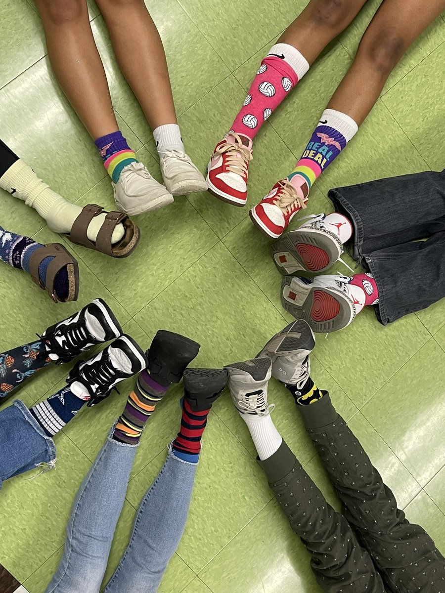 HarlanAVID's tweet image. Celebrating World Down Syndrome Day—3/21 today and every day!💛💙💛💙💛💙💛❤️#wouldntchangeathing @NISDHarlan @NISD_AVID @harlanhawkmedia @UN @NISDSpecialEd @NISD