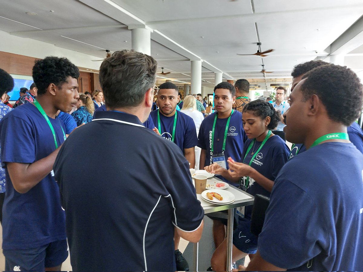 FNUFiji's tweet photo. ✨️ Sports Science students and staff of the Fiji National University’s College of Humanities and Education at the final day of the ‘Step Up Oceania Conference 2.0’.
#TeamFNU #NoquFNU #HumaraFNU #CHE #SportsScience https://t.co/j1tpcmtfCG