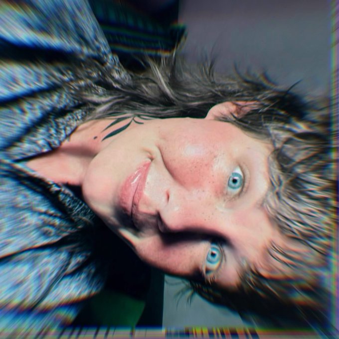 🩵 https://t.co/hBxTJdwyay<a href="/tag/glitch"class="tags"><span>#glitch</span></a>