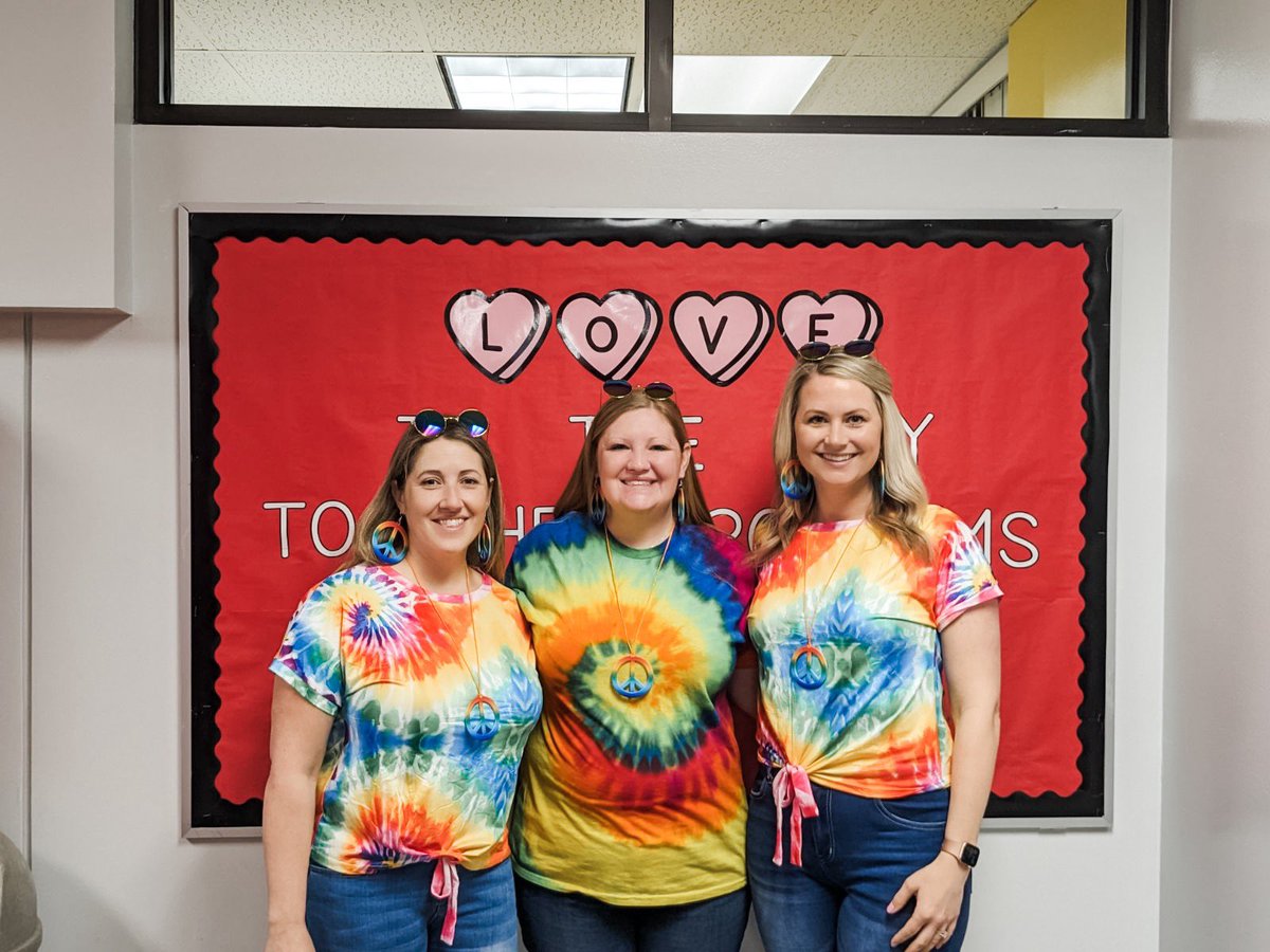 Mrs Woldenberg tweet media