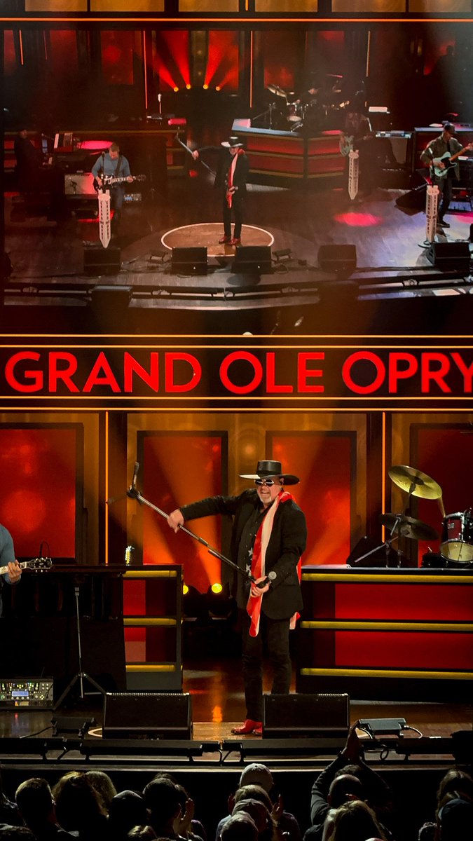 Nothing like that @opry stage!