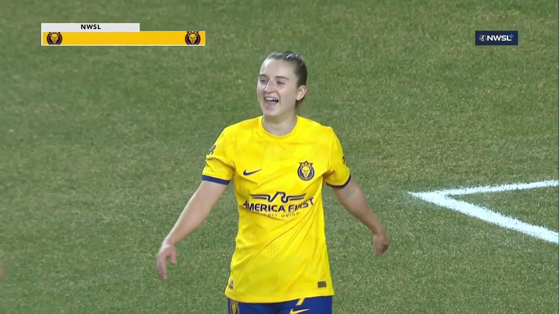 ALLY SENTNOR. What a statement for your first NWSL goal!!