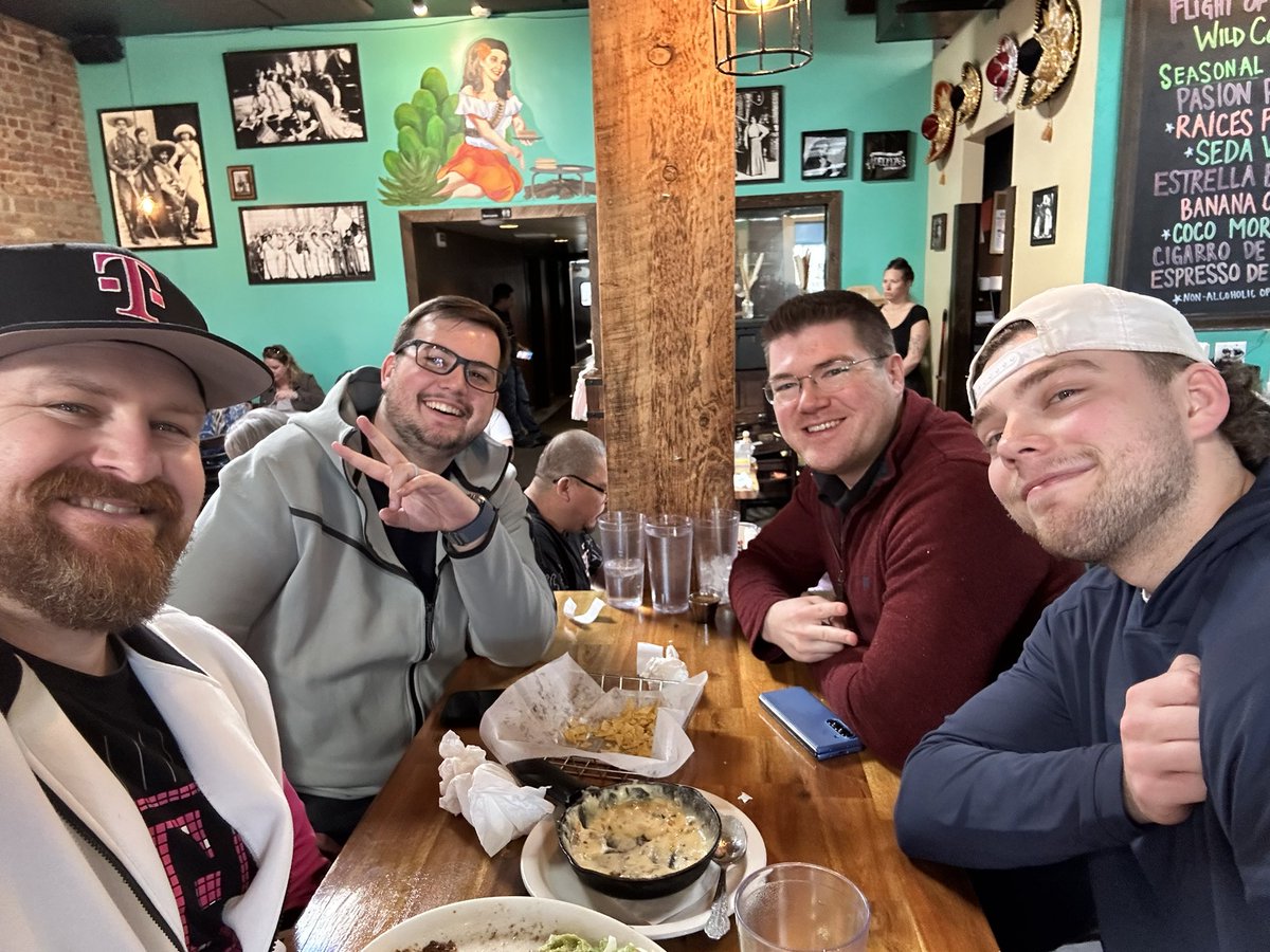 Celebrating our very first 21 Club here in Denver. Incredible start for an incredible team! #RetiredThatQuota #JetFuel #MileHighMustangs #ExcellenceEveryday @DavidCorrao @RolandFinch7 <a href="/JasonCalle4/">Jason Calle</a> <a href="/sjallday247/">Shawn</a>