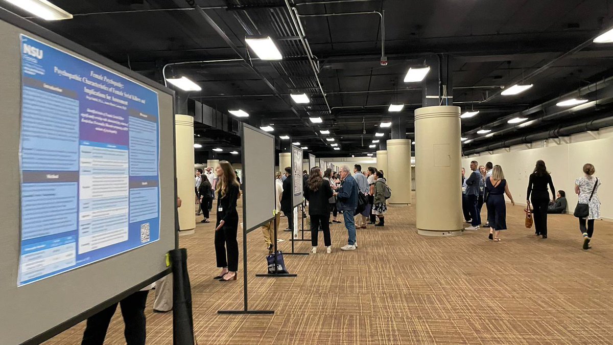 APLSsc's tweet image. Friday night poster session- congrats to all of tonight’s presenters and their awesome work! 🎉🥳 #apls2024 #apls2024sc