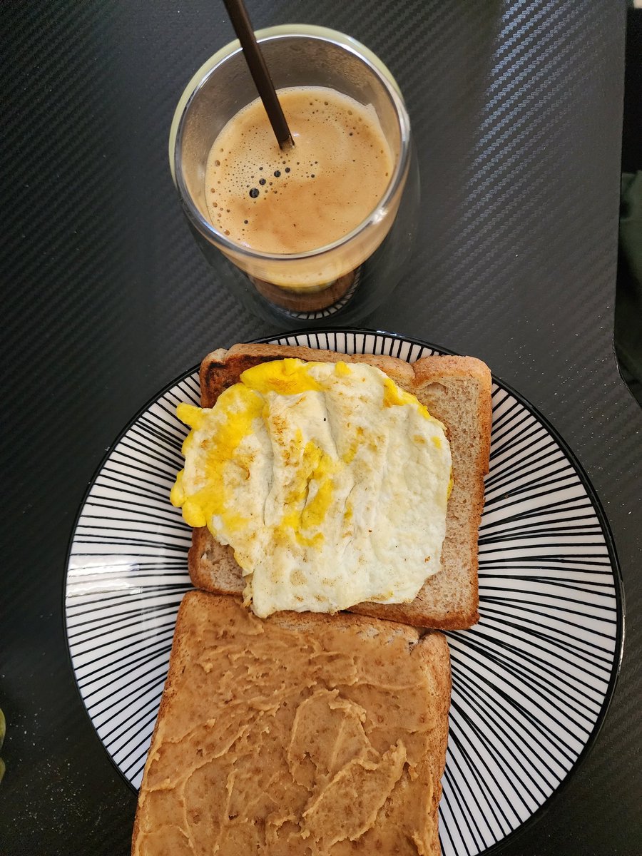 1113d0's tweet photo. Akhirnya sarapan sehat😆. Biasanya tidak sarapan😅 https://t.co/qu108hIwhS