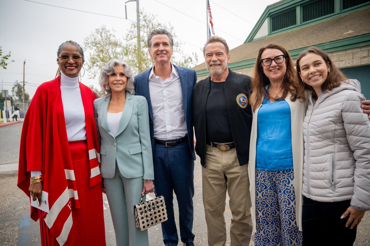 Today, in the 2nd District, I was proud to join Governor Newsom, Former Gov. Schwarzenegger, Jane Fonda, and community leaders to share our support for upholding the hard-earned protections from toxic pollution and oil wells in Senate Bill 1137. 
 
There is still more to be done