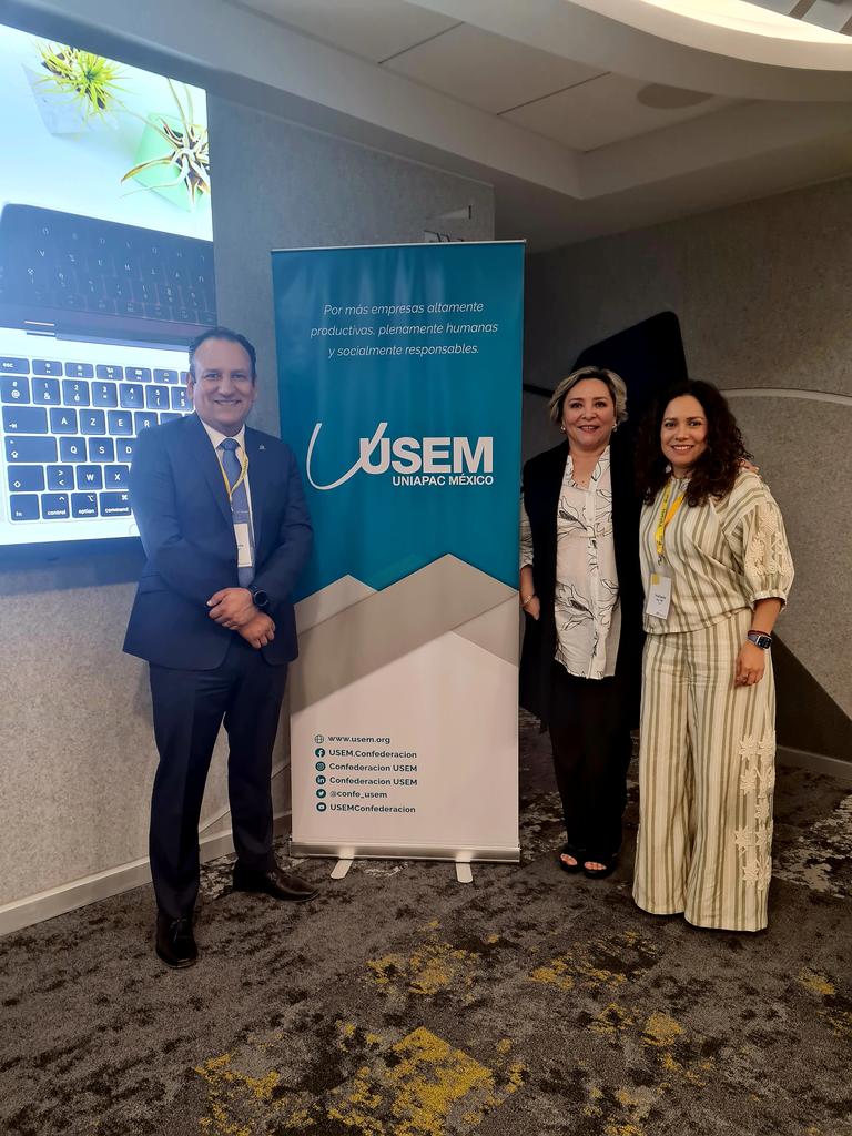 AlexSd1977's tweet photo. Un gusto iniciar el DIFOSO (Diplomado en Formación Social) de @usem en compañía de mis compañeras presidentas de los Centros Empresariales de Chiapas y Oaxaca, además de varios centros empresariales @Coparmex del país. https://t.co/mEd8qYOHEW