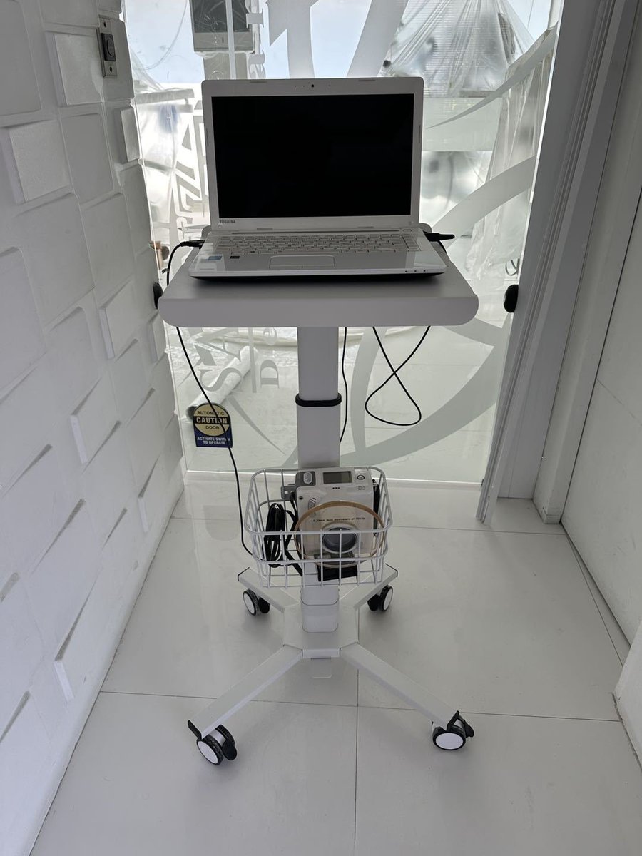 Thanks to the feedback sent by our customer, who highly praised the convenience of our laptop cart!

#laptopcart #mobileworkstation #medicalcart