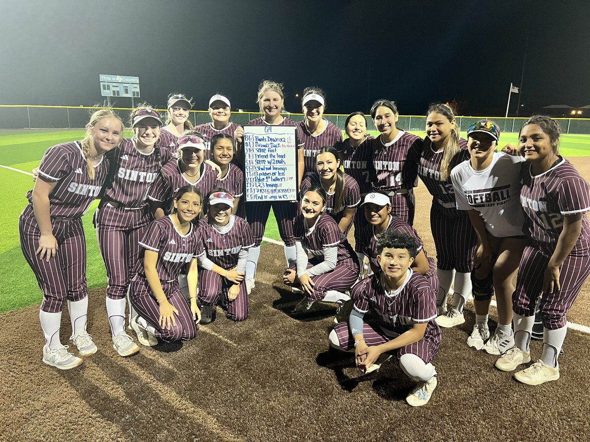 SLP took that 4-2 DUB💪🏼 over Ingleside❗️✅ all those boxes‼️ 
Jamie Burch had 13K’s with 1 hit &amp; 1 RBI Alyah Medrano &amp; Addison Cervantez led with 3 hits each. McKenzie Lozano had 2 hits. Aggressive baserunning, small ball, all around team EFFORT and the HYPE was all there!! #G4