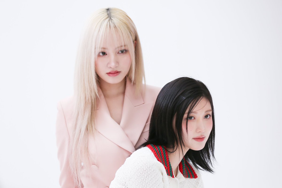 Garibiz_Archive's tweet photo. 240323 [ 로피시엘 화보촬영 비하인드 포스트 ]
#가리비즈 https://t.co/cah4sVQB3A