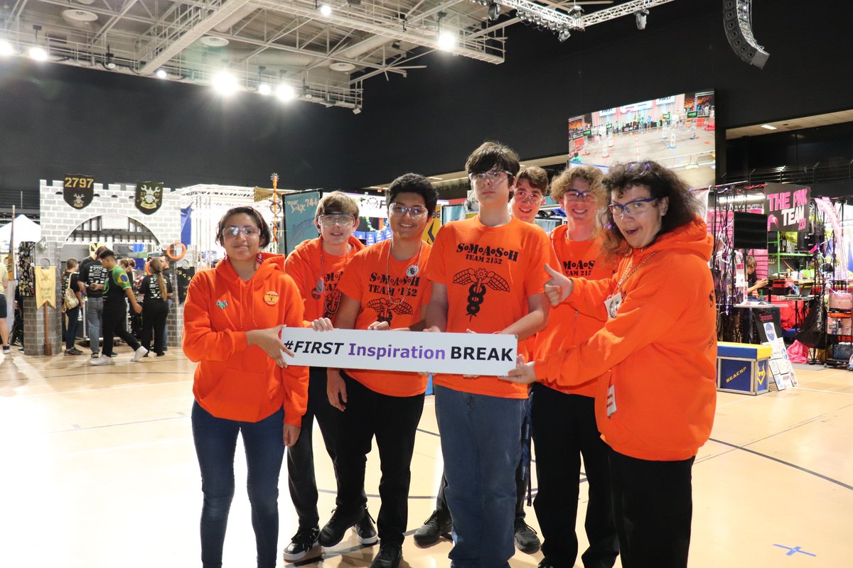 Great Friday at Orlando FIRST FRC Regional! Can't wait for tomorrow!
#CRESCENDO #firstlikeagirl #orlandofrc #palmbeach4h #firstinspirationbreak